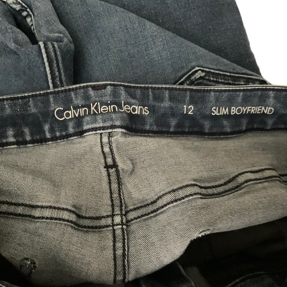 Calvin Klein Woman's Slim Boyfriend Denim Blue Jeans Size 12 Flat Front 5 Pocket - Picture 8 of 9